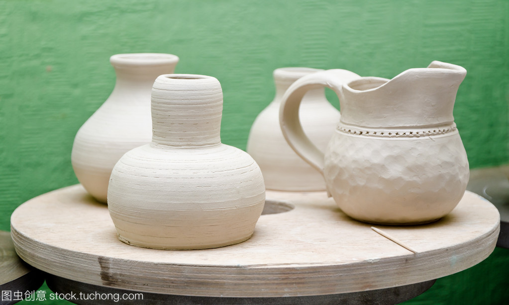 指尖匠心，網傳藝術 手工陶器在互聯網時代的銷售新篇